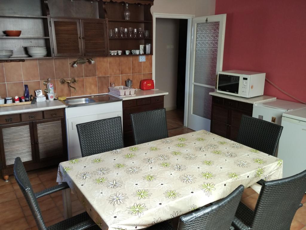 Horváth Apartmanház Kaposvar Ngoại thất bức ảnh