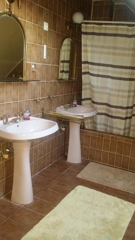 Horváth Apartmanház Kaposvar Ngoại thất bức ảnh