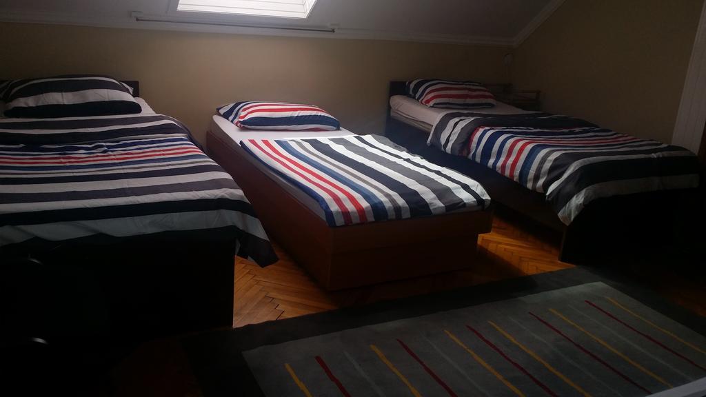 Horváth Apartmanház Kaposvar Ngoại thất bức ảnh